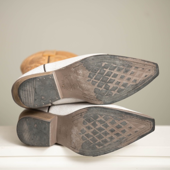 Sterling River Cowboy Boots Two Tone White Tan Embroidered Leather W sz 9 Tall - Picture 8 of 10